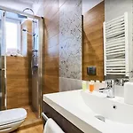 Krowoderska Comfort - By Upstairs Apartamento Cracovia