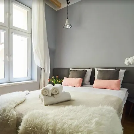 Krowoderska Comfort - By Upstairs Apartamento *